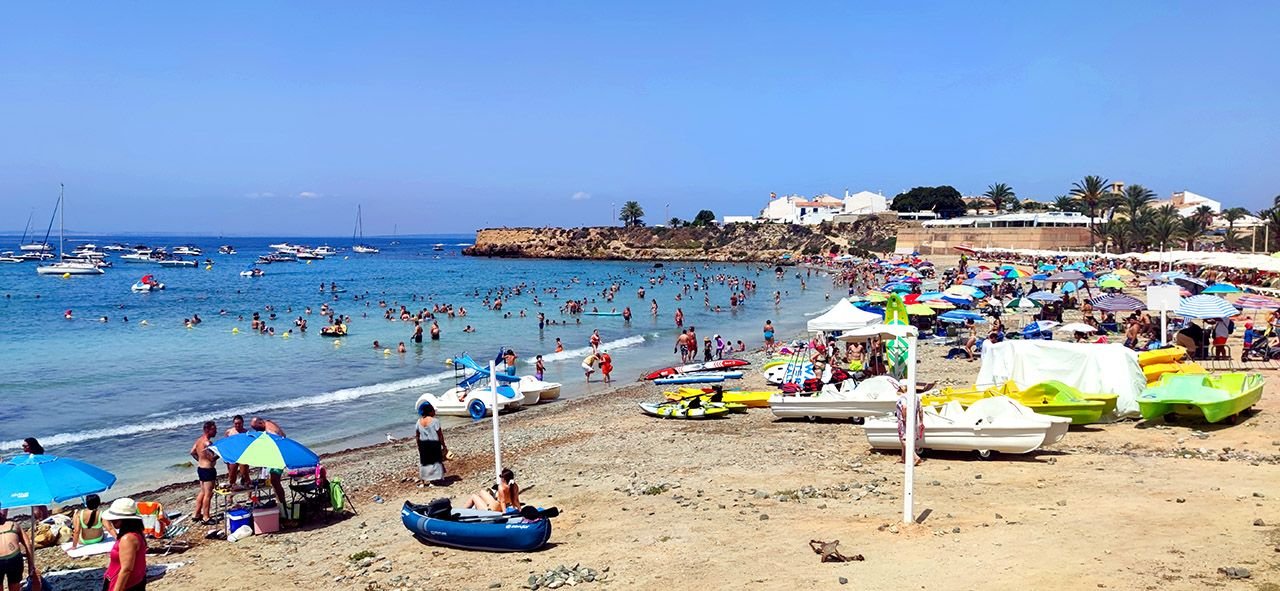 tabarca island main beach